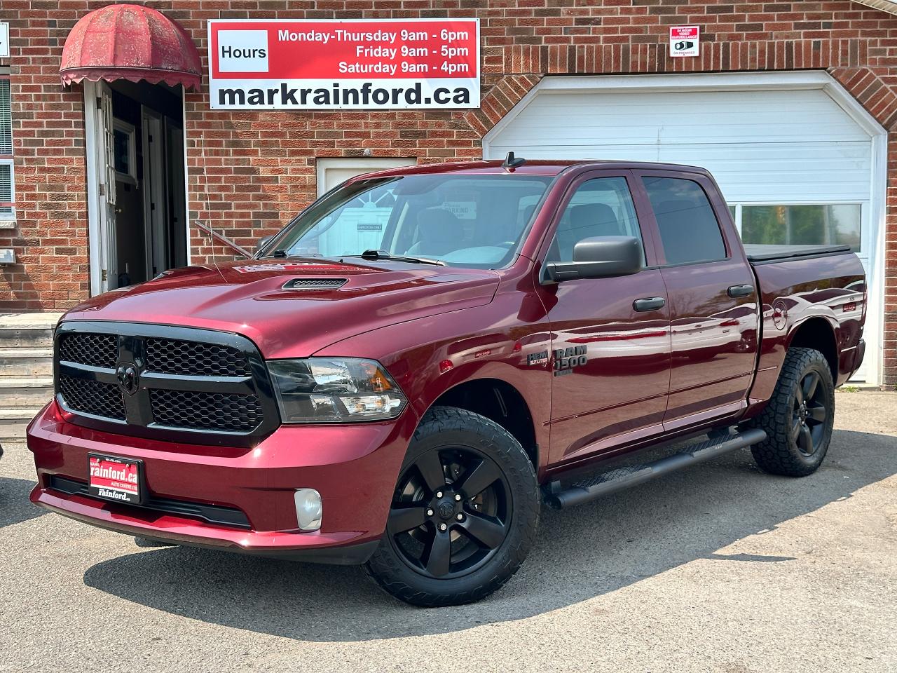 2020 RAM 1500 Classic Express4x4 HTD Cloth CarPlay BackupCam Dual-A/C XM