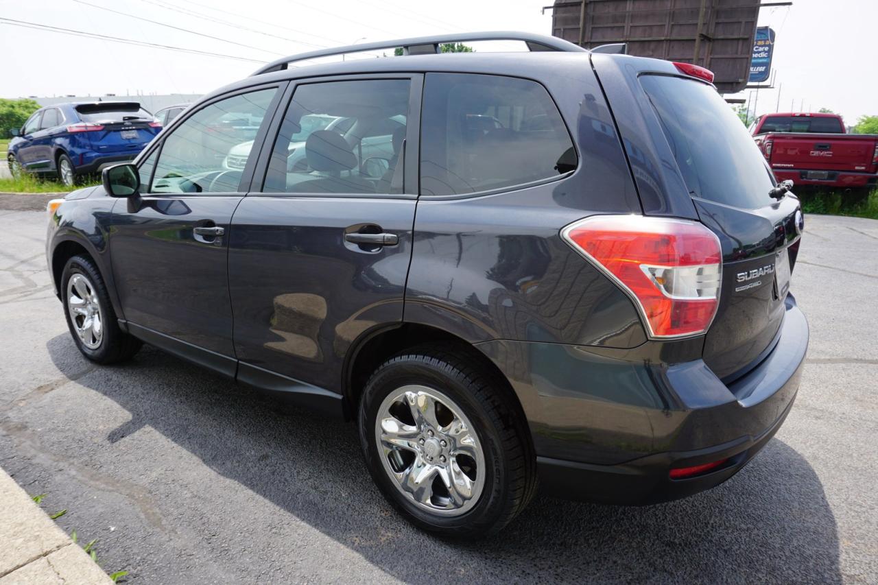 2016 Subaru Forester PREMIUM AWD CERTIFIED *ACCIDENT FREE* CAMERA BLUETOOTH HEATED SEATS CRUISE ALLOYS Photo4