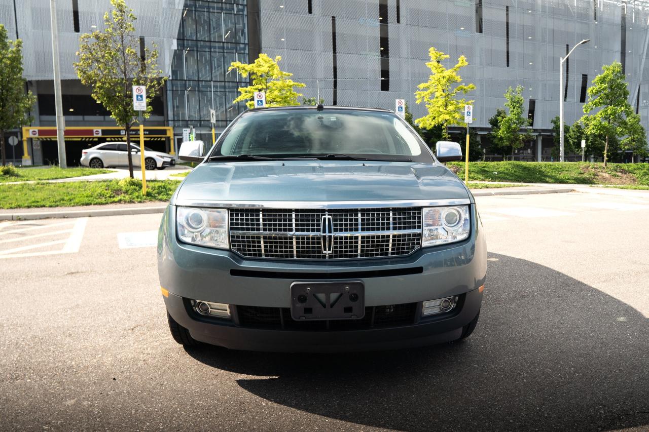 2010 Lincoln MKX AWD 4dr | AS IS | - Photo #2