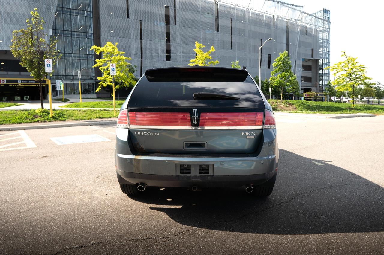 2010 Lincoln MKX AWD 4dr | AS IS | - Photo #5
