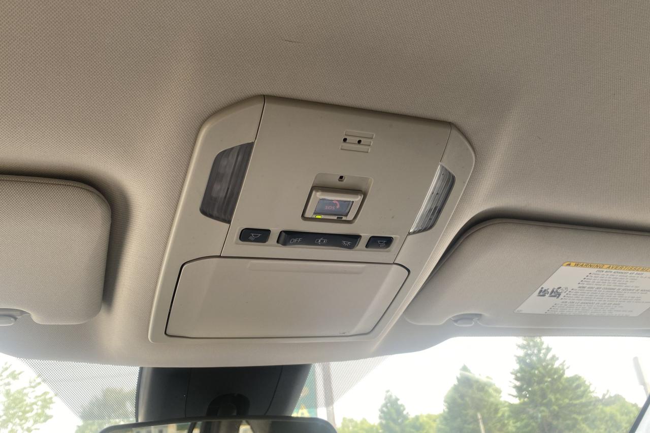 2020 Toyota Highlander LE - Photo #32