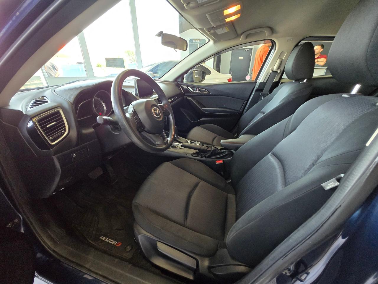 2016 Mazda MAZDA3 GX Hatchback | ALL CREDIT ACCEPTED!! - Photo #15