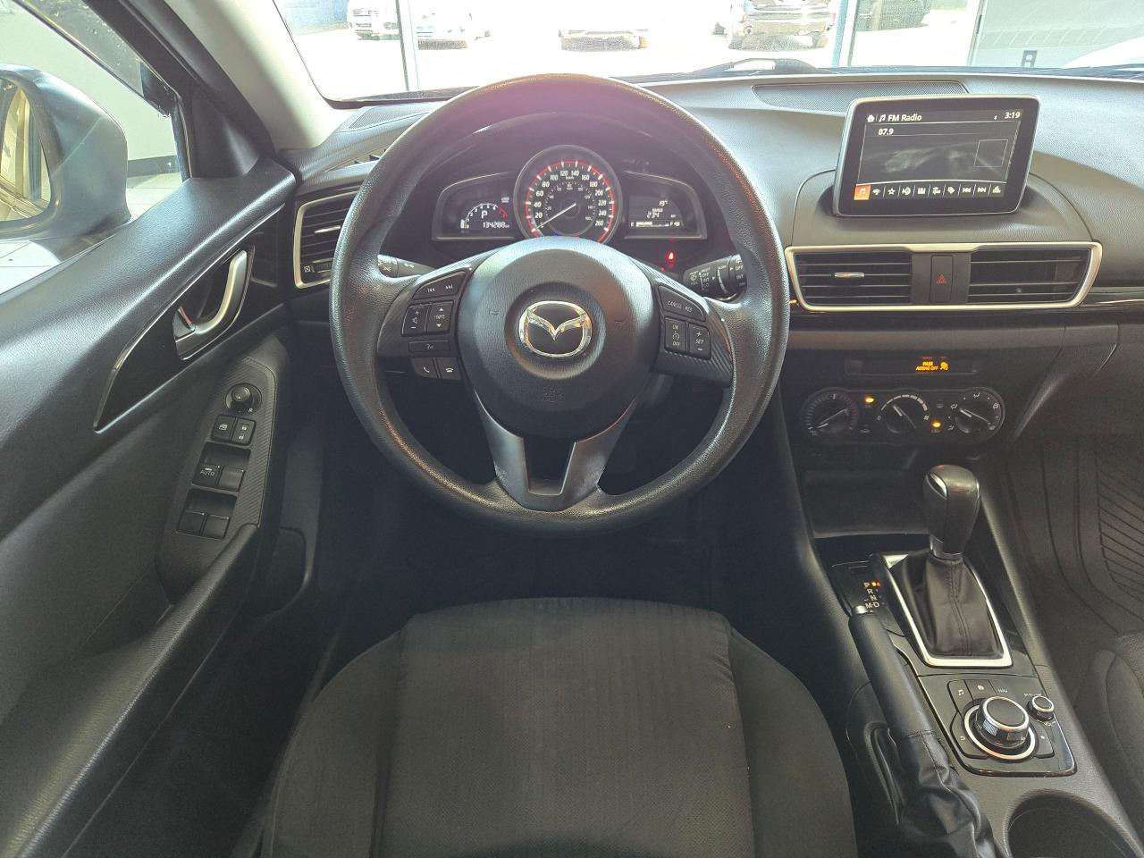 2016 Mazda MAZDA3 GX Hatchback | ALL CREDIT ACCEPTED!! - Photo #9