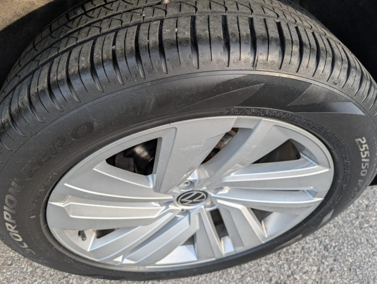 2021 Volkswagen Atlas Cross Sport SEL*4MOTION*SUNROOF*NAVI*LOADED*PRICE TO SELL*** - Photo #10