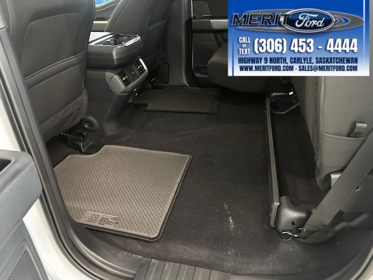 2025 Ford F-150 XLT - Black Sport Package, V6 + Photo5