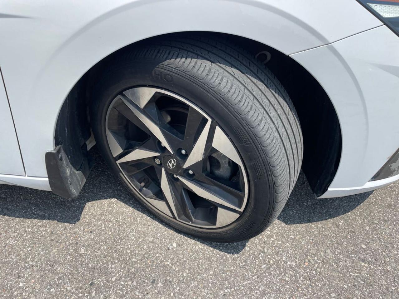 2021 Hyundai Elantra Ultimate Tech - Photo #6