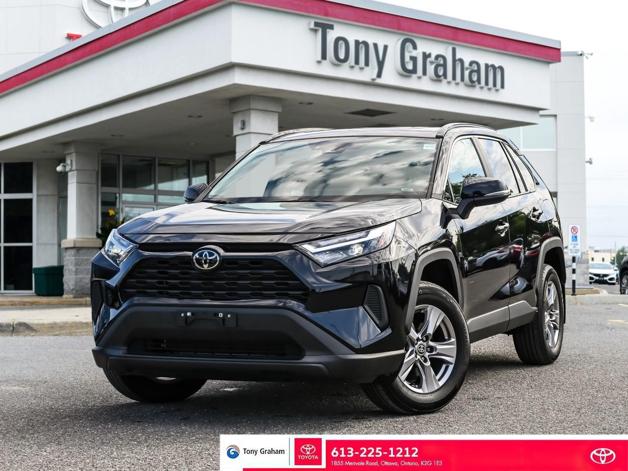 Used 2023 Toyota RAV4 XLE for sale in Ottawa, ON