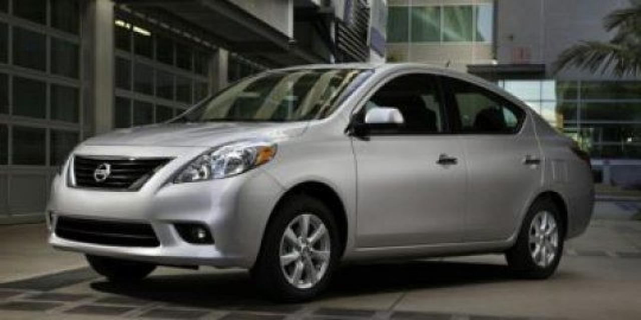 Used 2014 Nissan Versa 1.6 SV for sale in Dartmouth, NS
