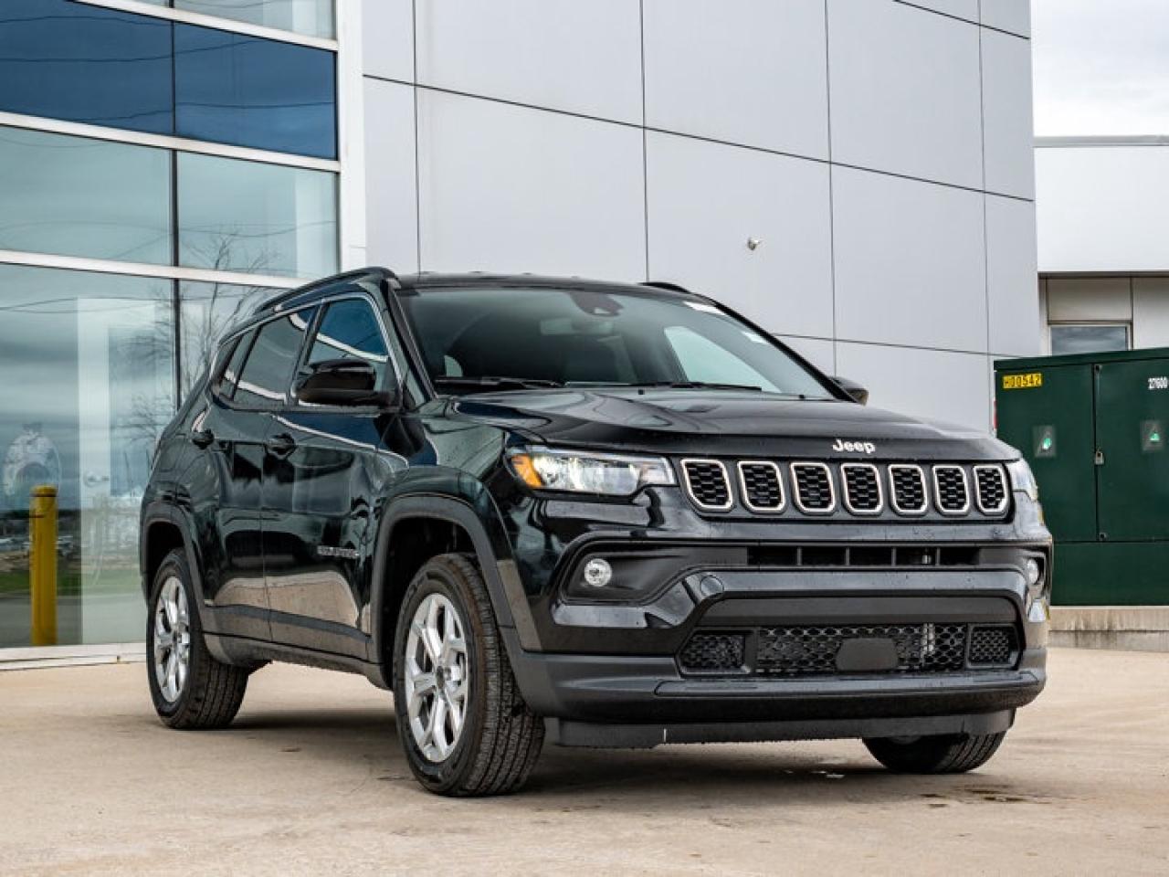2025 Jeep Compass NORTH Photo