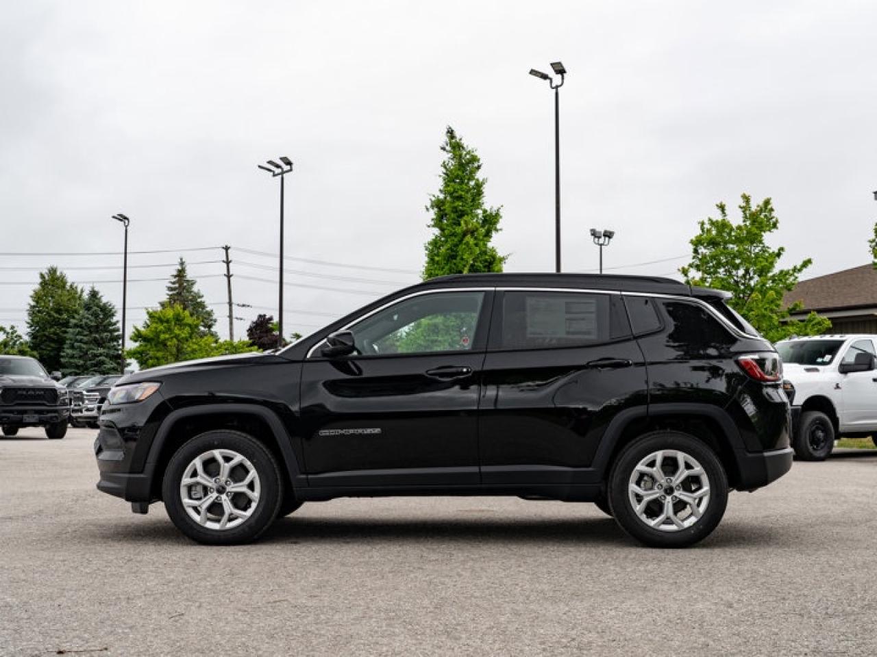 2025 Jeep Compass NORTH Photo
