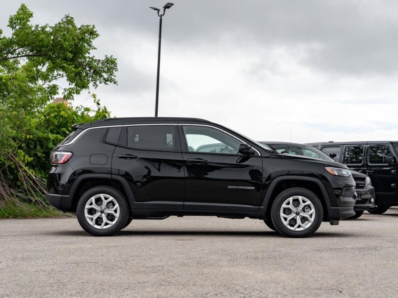 2025 Jeep Compass NORTH Photo