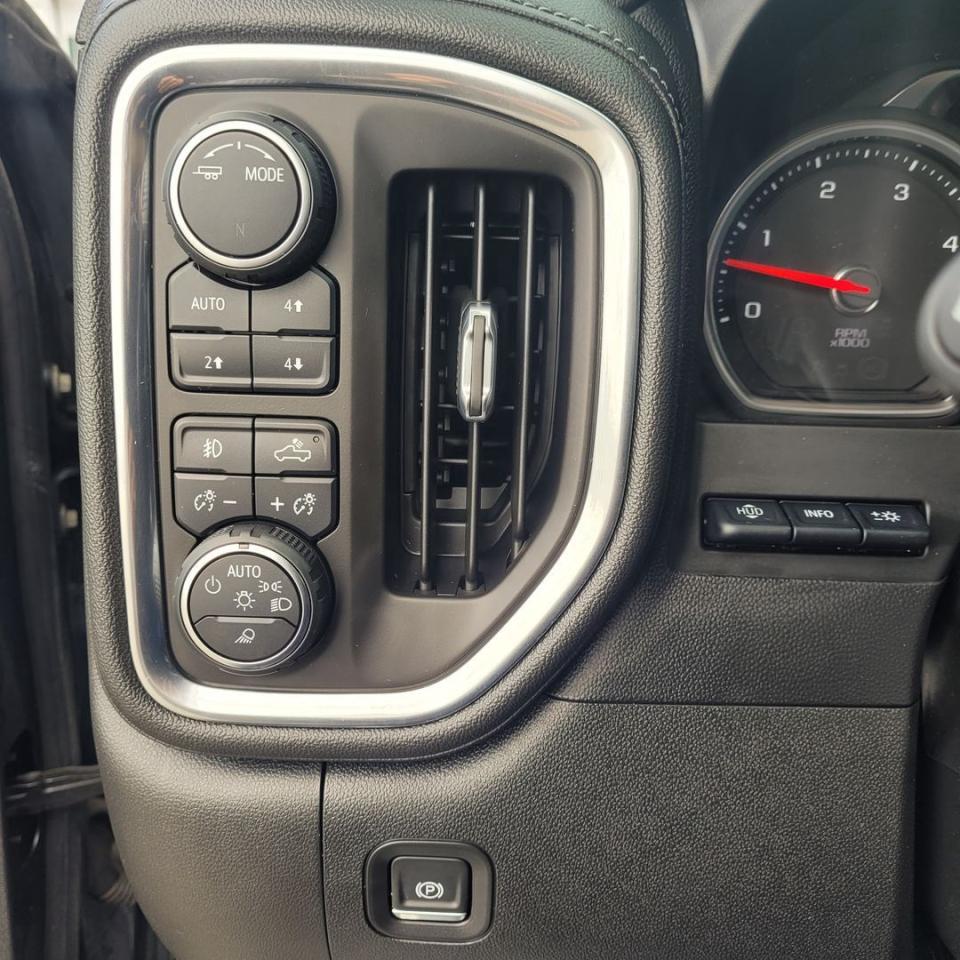 2020 Chevrolet Silverado 2500 HD LTZ Photo28