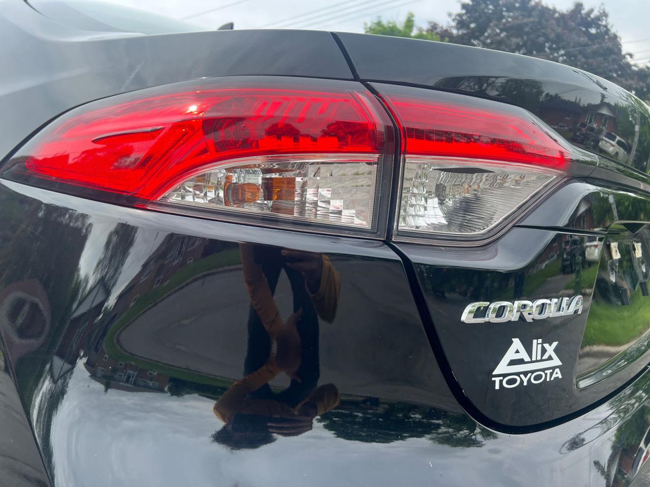 2023 Toyota Corolla LE - Photo #7
