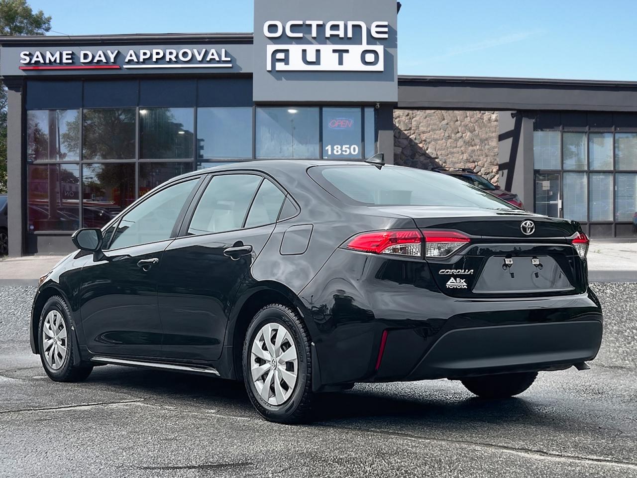 2023 Toyota Corolla LE - Photo #5