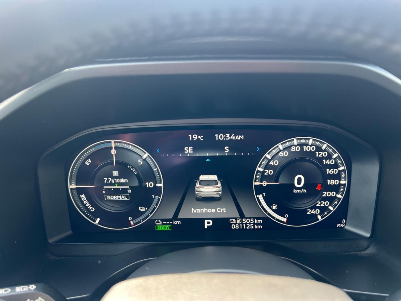 2023 Mitsubishi Outlander Phev GT - Photo #9