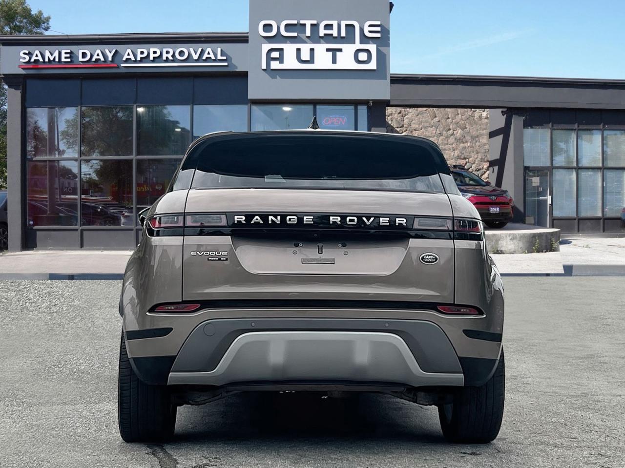 2020 Land Rover Evoque SE - Photo #4
