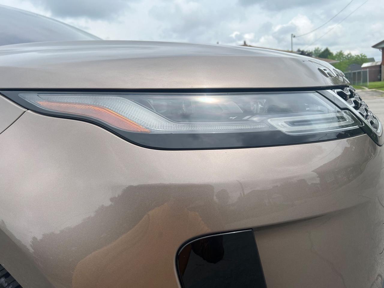 2020 Land Rover Evoque SE - Photo #28