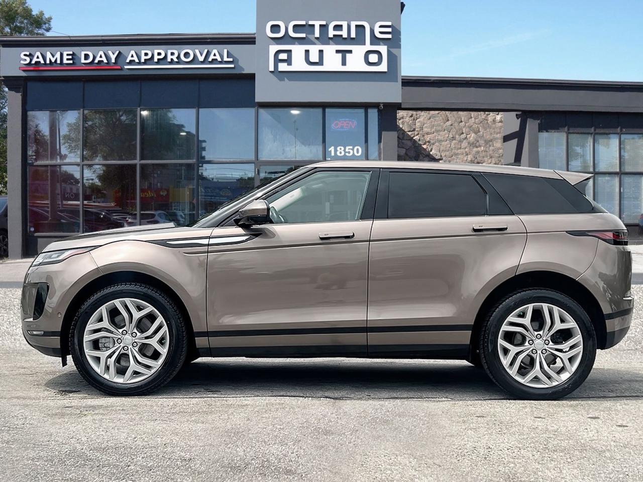 2020 Land Rover Evoque SE - Photo #2
