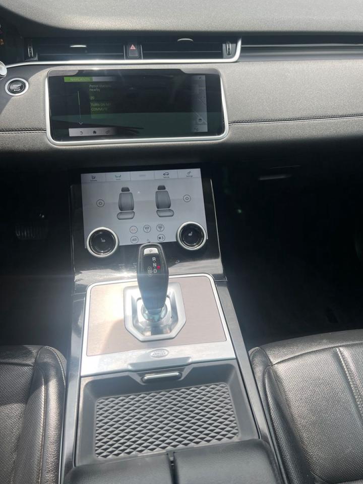 2020 Land Rover Evoque SE - Photo #21