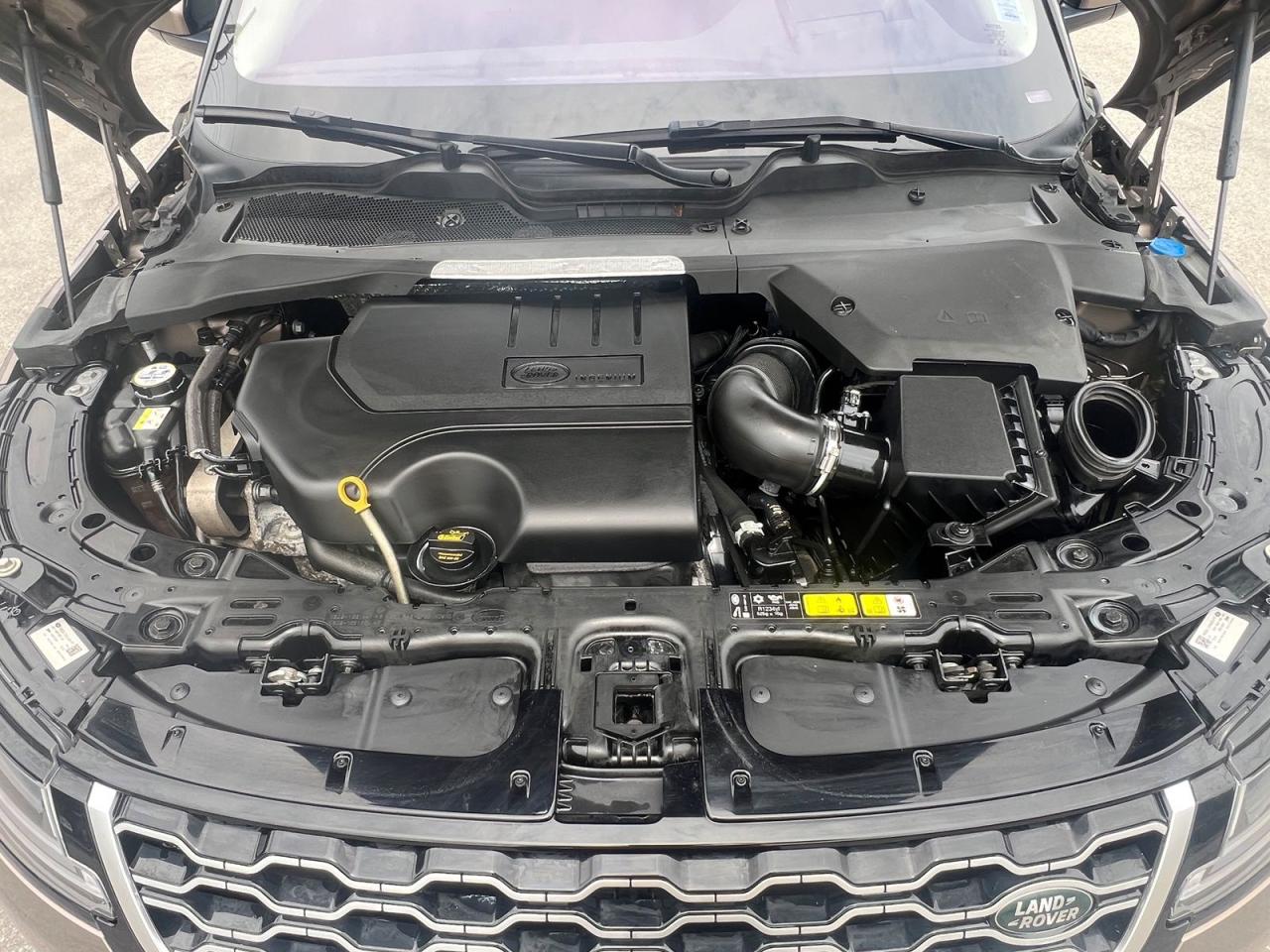 2020 Land Rover Evoque SE - Photo #27