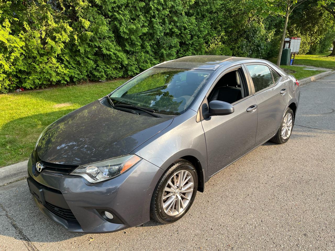 2014 Toyota Corolla LE-1 LOCAL FEMALE OWNER! LEATHER/S.ROOF! NO CLAIMS - Photo #7