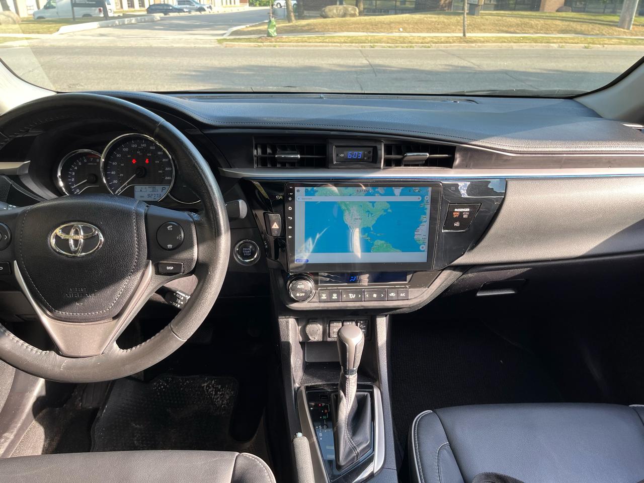 2014 Toyota Corolla LE-1 LOCAL FEMALE OWNER! LEATHER/S.ROOF! NO CLAIMS - Photo #11