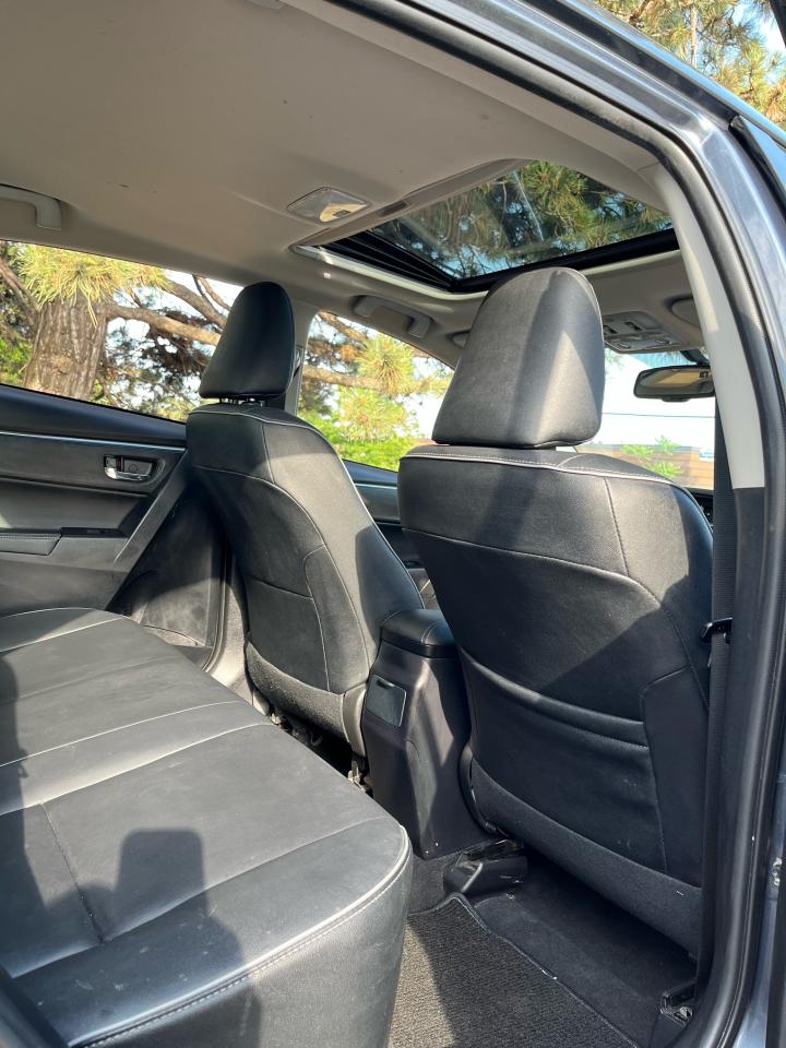2014 Toyota Corolla LE-1 LOCAL FEMALE OWNER! LEATHER/S.ROOF! NO CLAIMS - Photo #9
