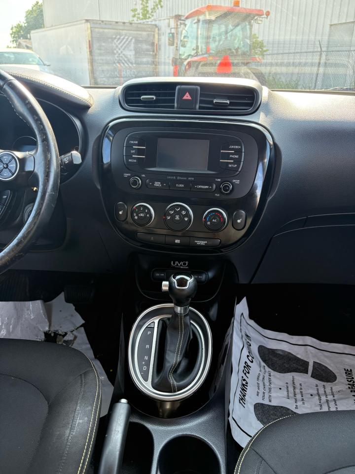 2015 Kia Soul EX+ Eco - Photo #9