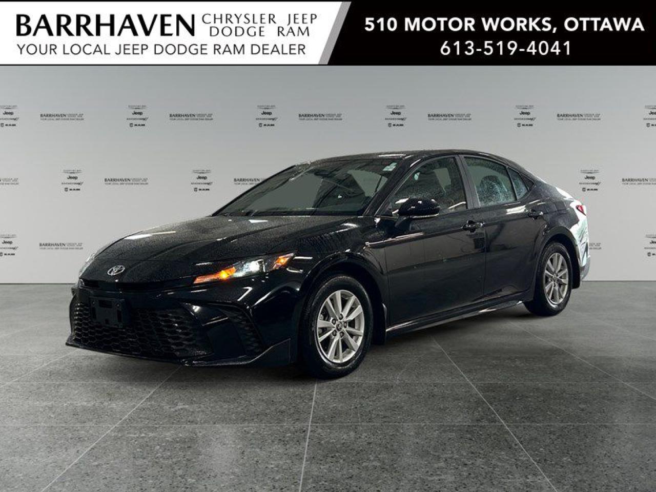 Used 2025 Toyota Camry SE Hybrid | Like NEW for sale in Ottawa, ON