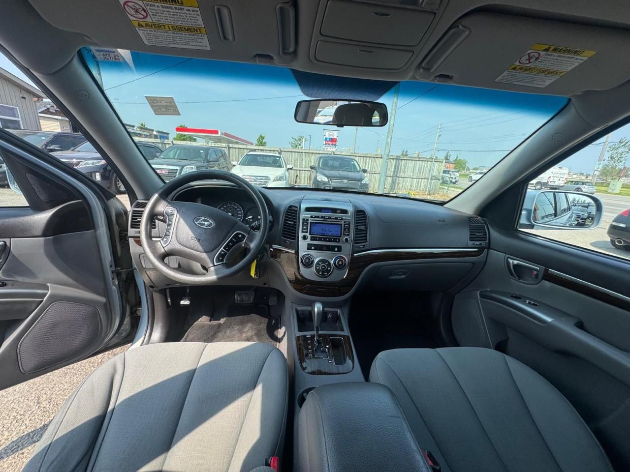 2010 Hyundai Santa Fe GL, AUTO, ONLY 166KMS, RUNS WELL, AS IS SPECIAL - Photo #9