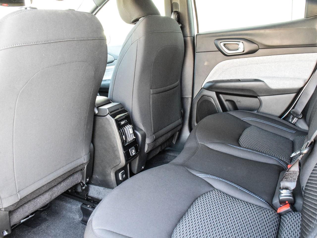 2025 Jeep Compass sport 4x4 Photo