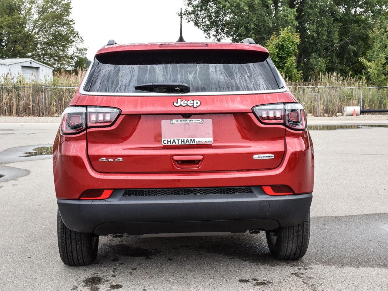 2025 Jeep Compass NORTH 4X4 Photo