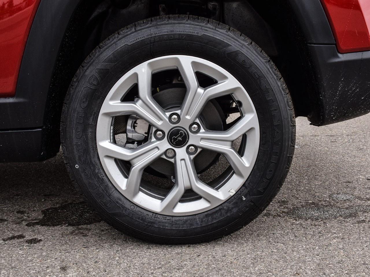 2025 Jeep Compass NORTH 4X4 Photo