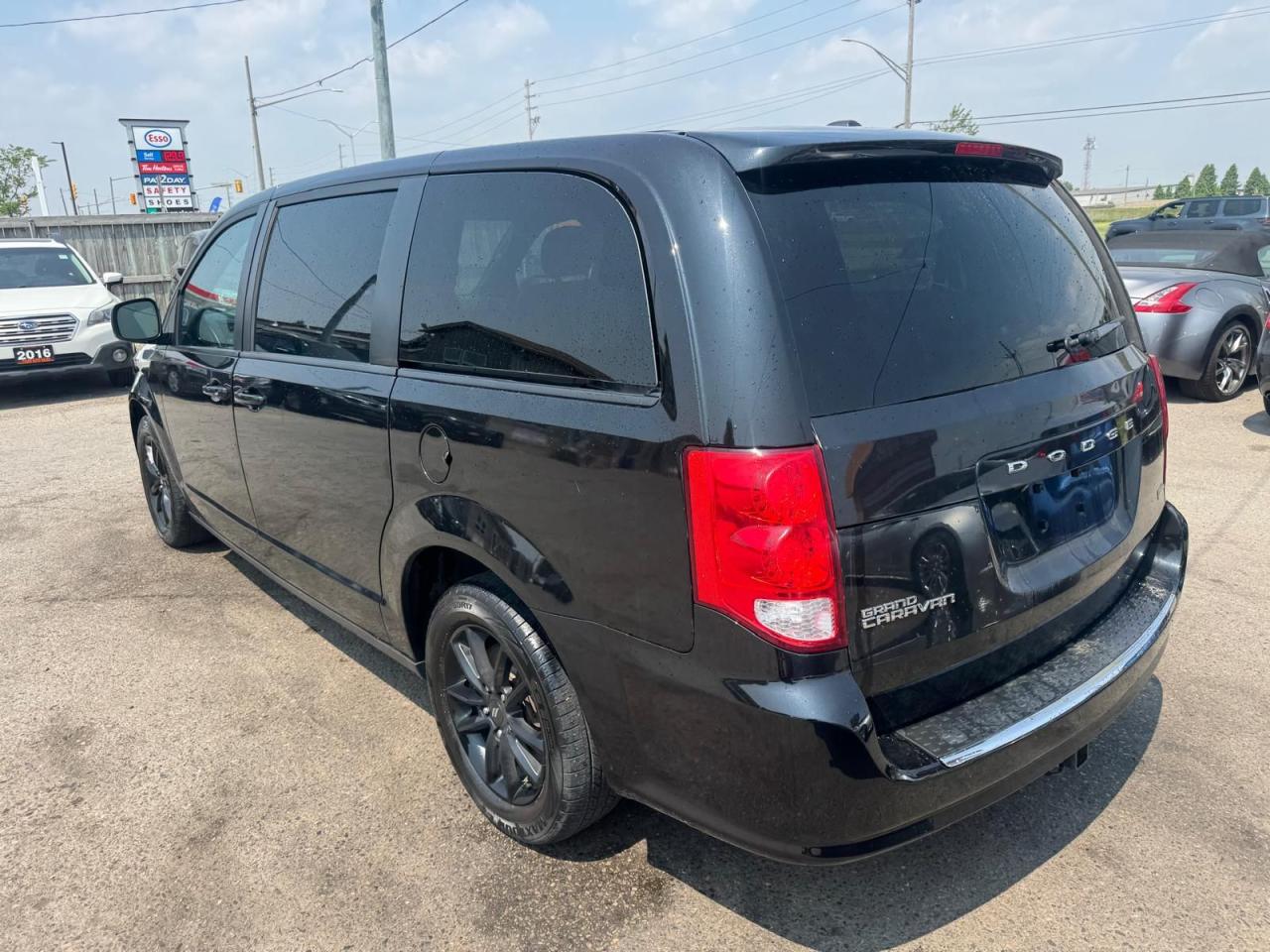 2018 Dodge Grand Caravan GT, ALLOYS, LEATHER, ONLY 124KMS, CERTIFIED - Photo #3