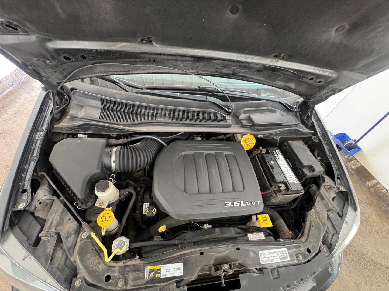 2018 Dodge Grand Caravan GT, ALLOYS, LEATHER, ONLY 124KMS, CERTIFIED - Photo #16