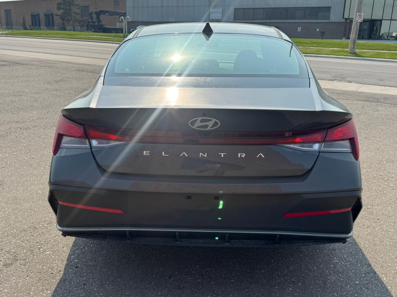 2025 Hyundai Elantra Preferred - Photo #9
