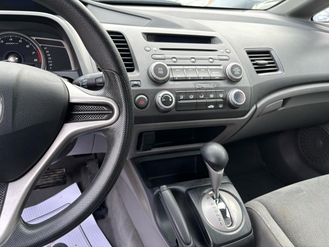 2010 Honda Civic DX - Photo #10
