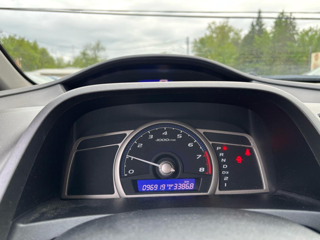 2010 Honda Civic DX - Photo #13