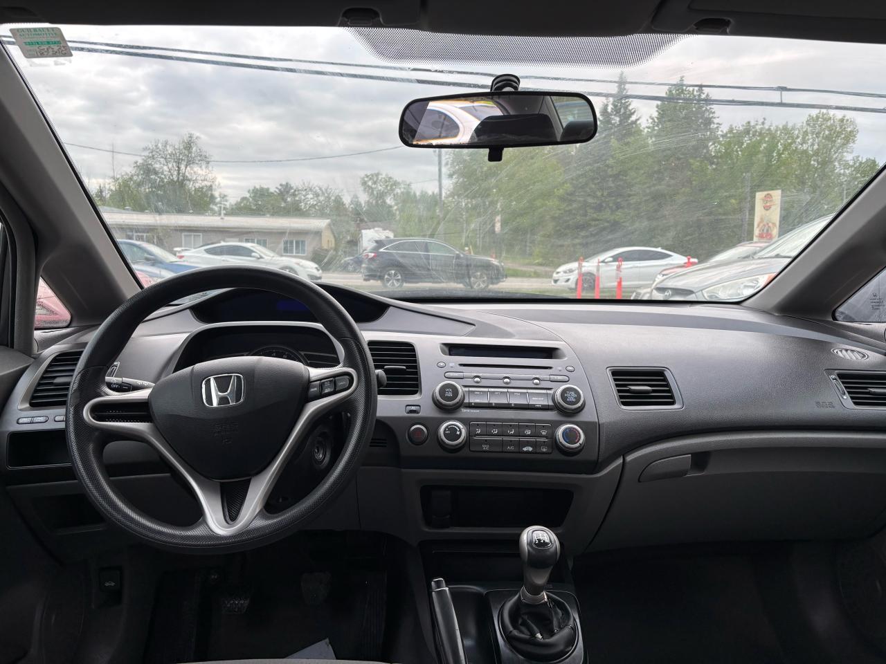 2009 Honda Civic 4dr Man DX-G - Photo #15