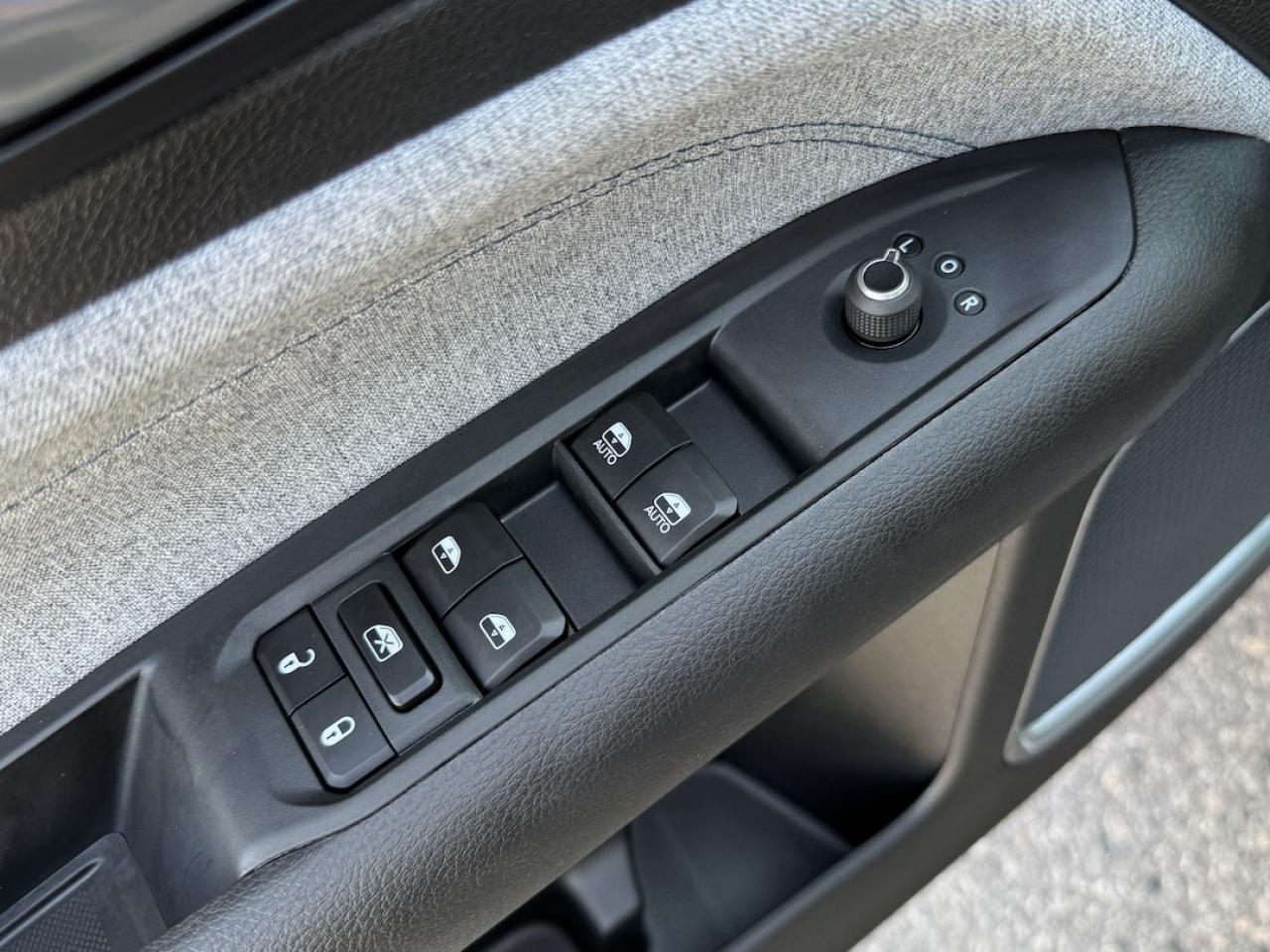 2025 Jeep Compass NORTH 4X4 Photo