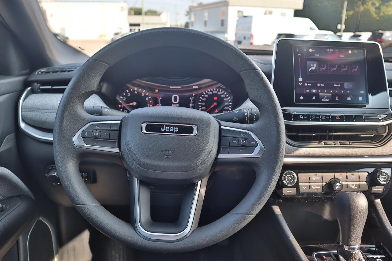 2025 Jeep Compass sport 4x4 Photo