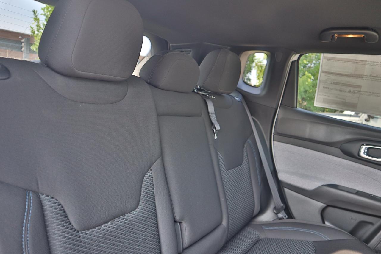 2025 Jeep Compass sport 4x4 Photo