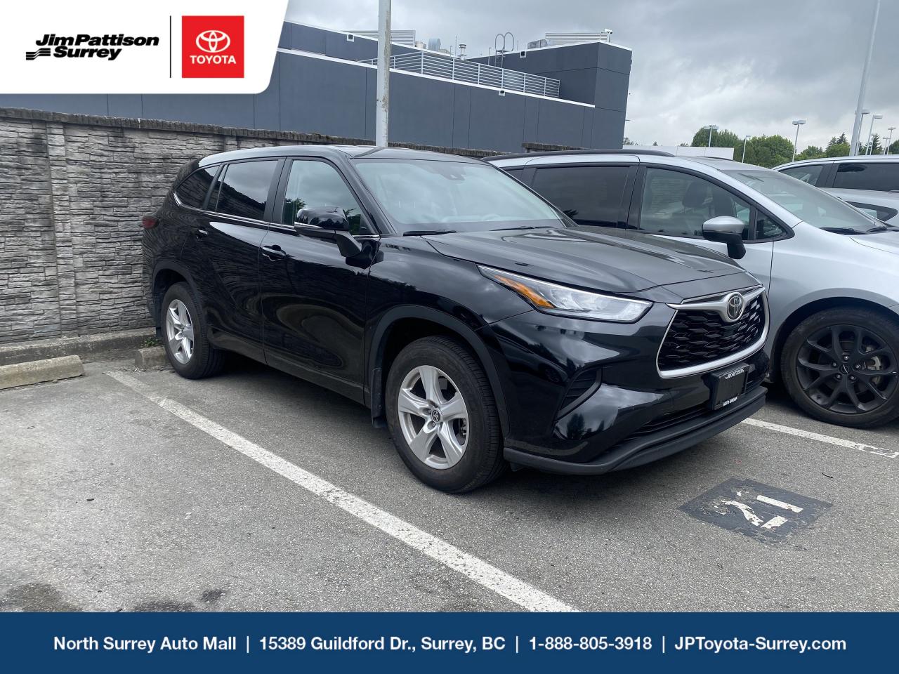 Used 2023 Toyota Highlander LE AWD for sale in Surrey, BC