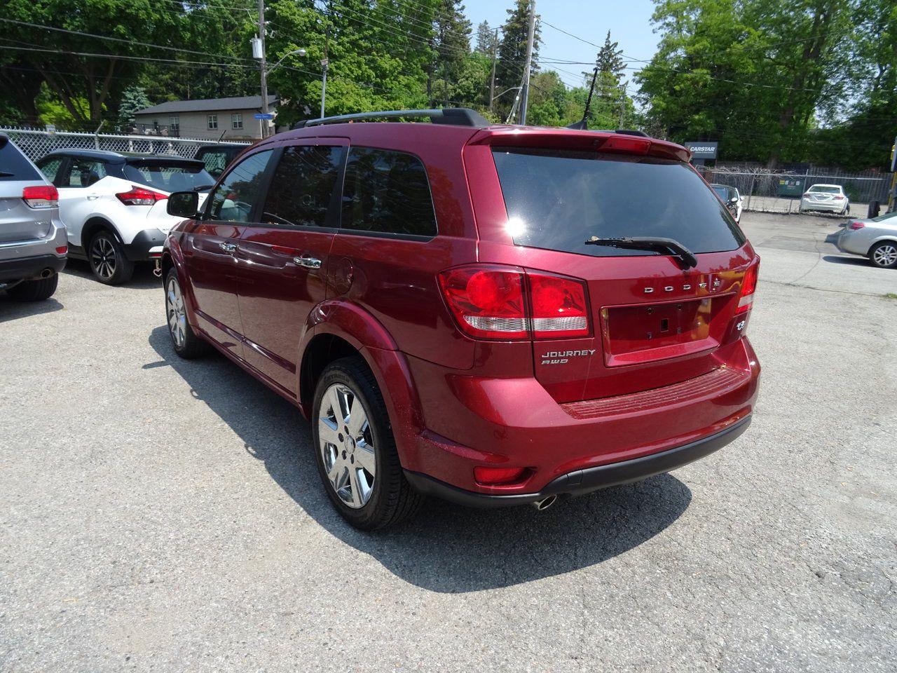 2011 Dodge Journey R/T - Photo #8
