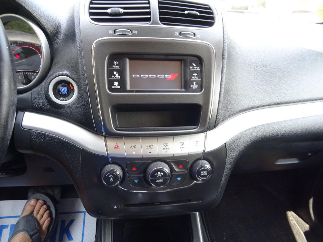2011 Dodge Journey R/T - Photo #13