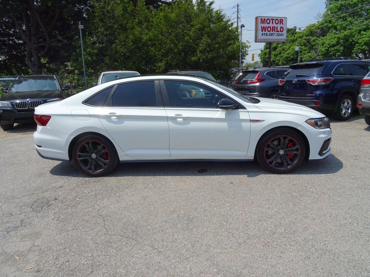 2019 Volkswagen Jetta GLI - Photo #5