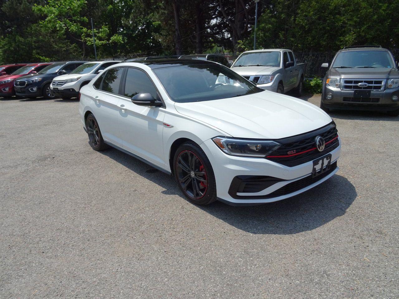 2019 Volkswagen Jetta GLI - Photo #4