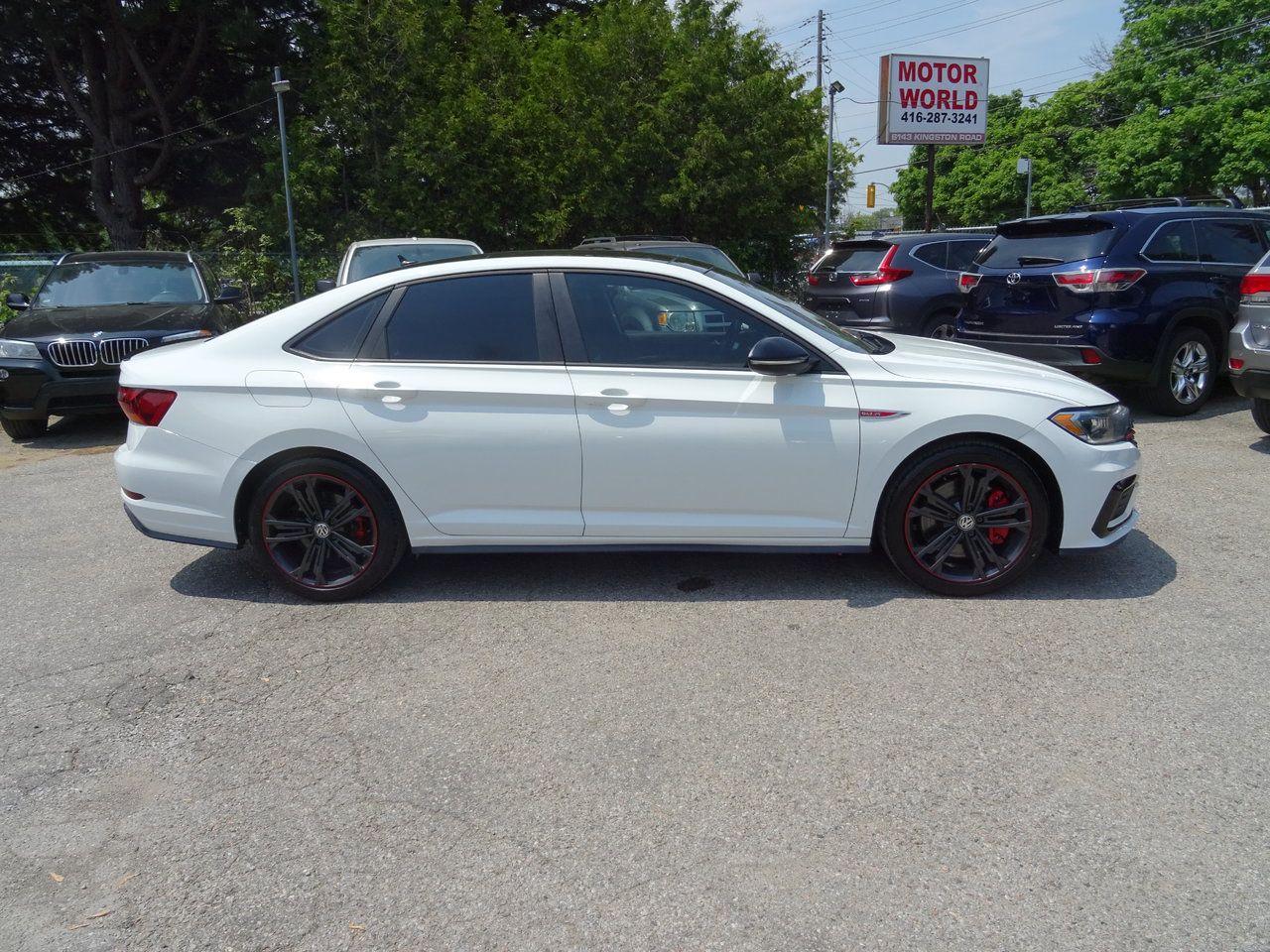 2019 Volkswagen Jetta GLI - Photo #6