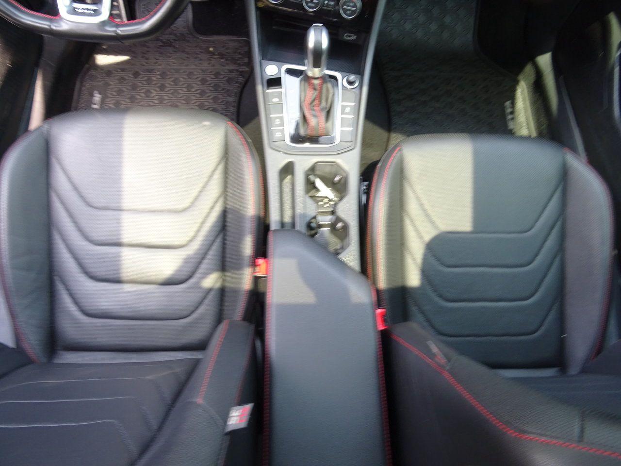 2019 Volkswagen Jetta GLI - Photo #11