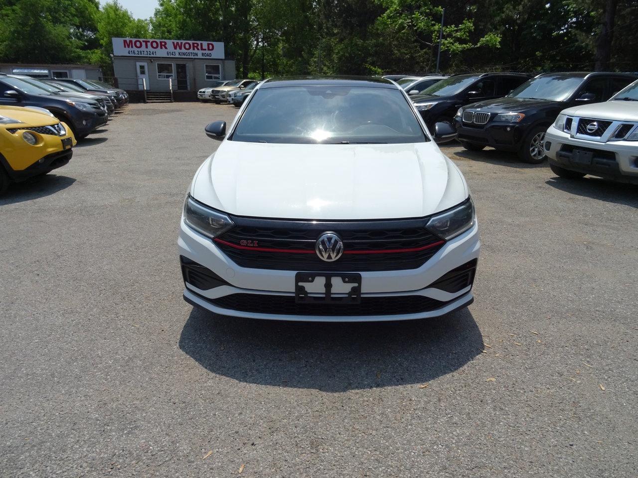 2019 Volkswagen Jetta GLI - Photo #3